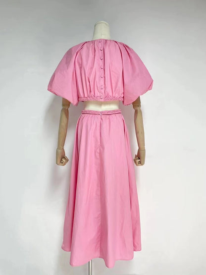 Robe longue d'été élégante à col ras du cou et à découpes solides pour femmes