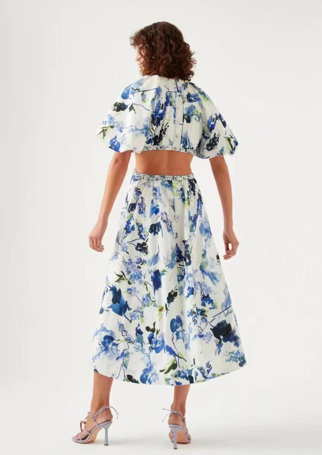 Robe longue élégante d'été à imprimé uni pour femme avec col ras du cou