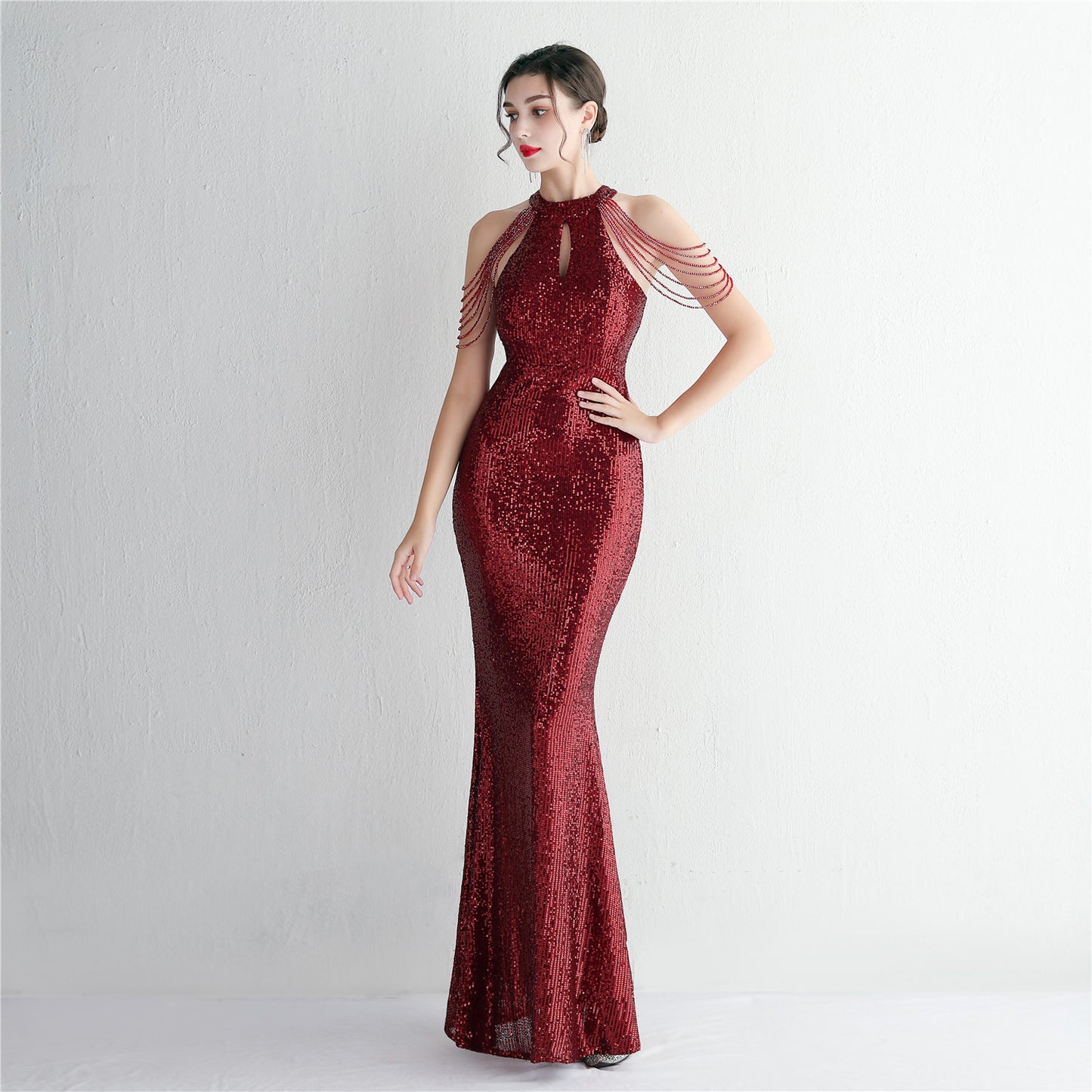 Sequined Craft Beading Cocktail Evening Dress Elegant Long Halter Slim Fit Fishtail