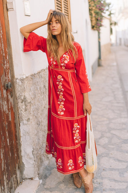 Vestido elegante de color rojo grande con bordados de estilo bohemio para vacaciones de primavera y verano para mujer