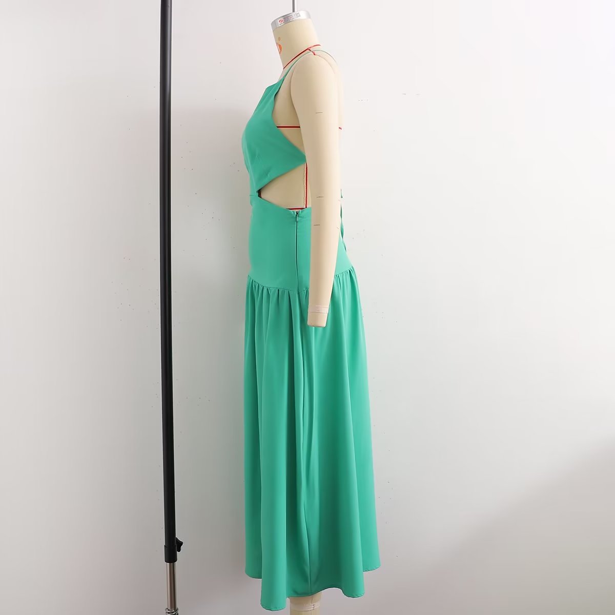 Robe d'été à bretelles mi-longues et taille haute pour femme