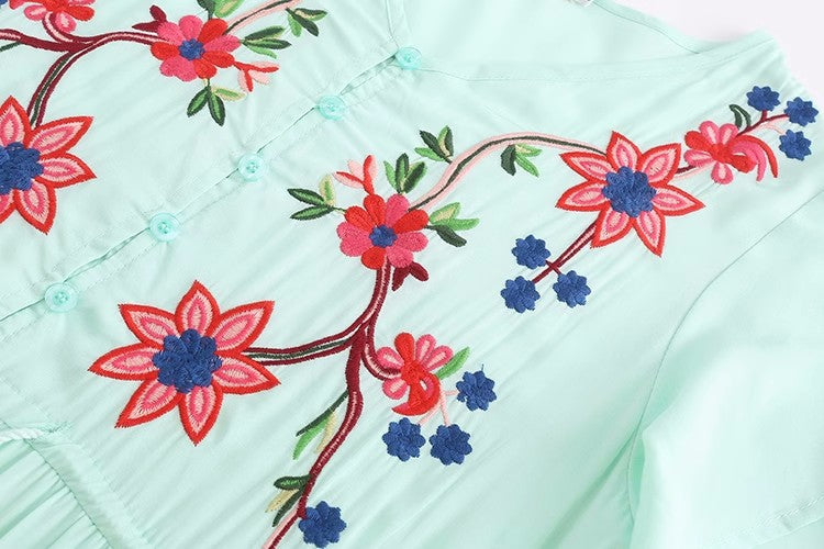 Women Summer Vacation Elegant Niche Exquisite Embroidered Flower Vacation Dress