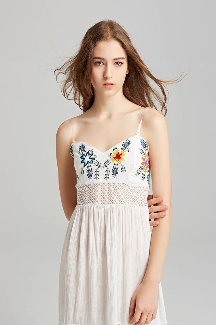 Women Summer Embroidered Strapless Dress