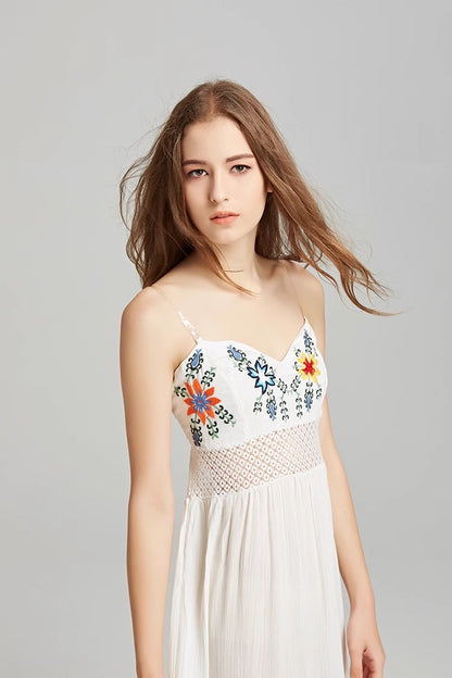 Women Summer Embroidered Strapless Dress