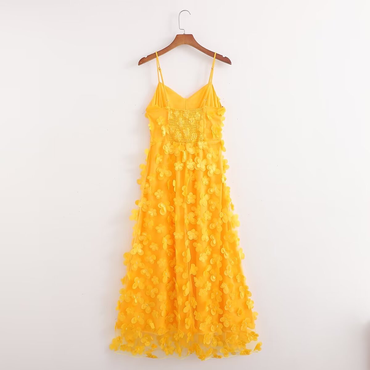 Robe d'été à col en V sans manches en maille jaune, robe à bretelles tridimensionnelle pour femmes