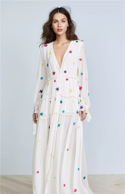 Robe de vacances en bord de mer brodée d'étoiles bohème