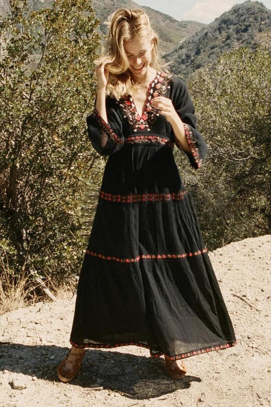 Vestido de mujer de talle alto con bordado floral Vestido acampanado