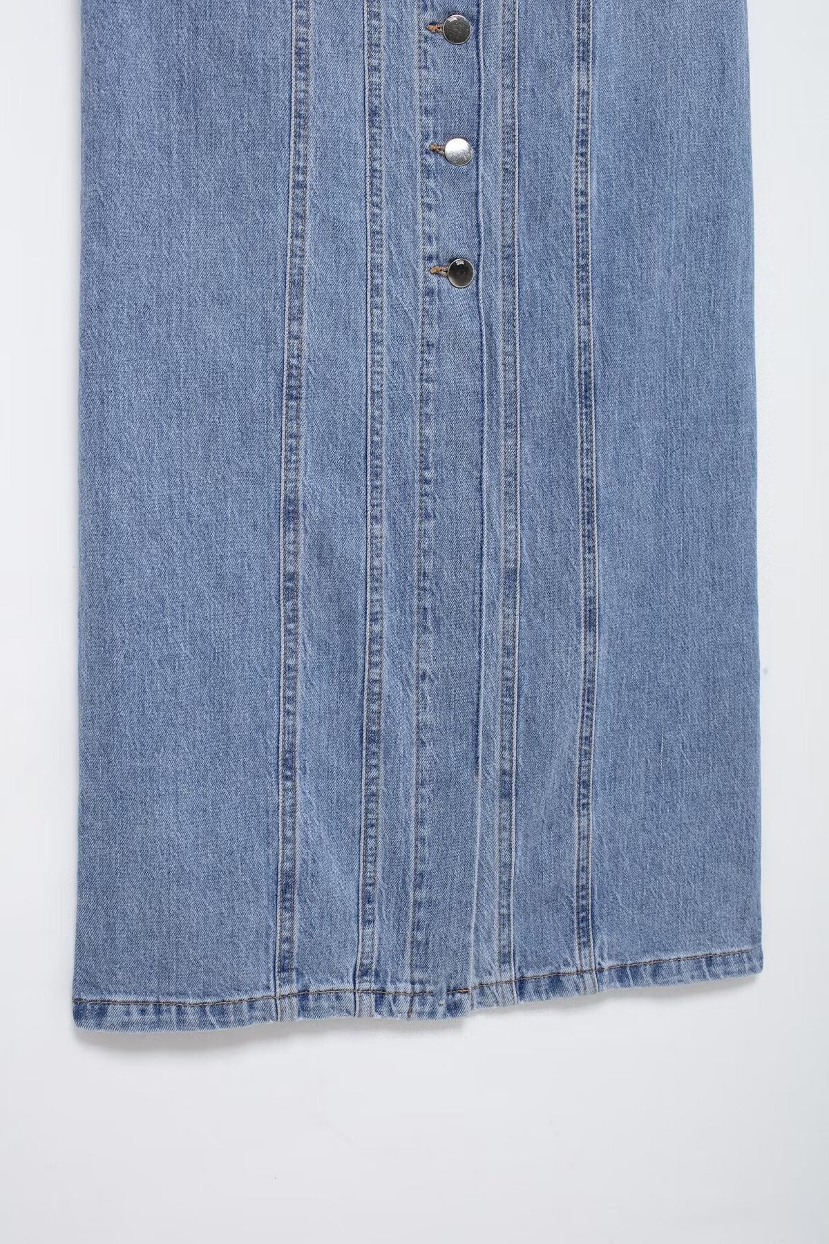 Robe mi-longue en Denim pour femmes, tenue décontractée, décorée de boutons en rangée, été