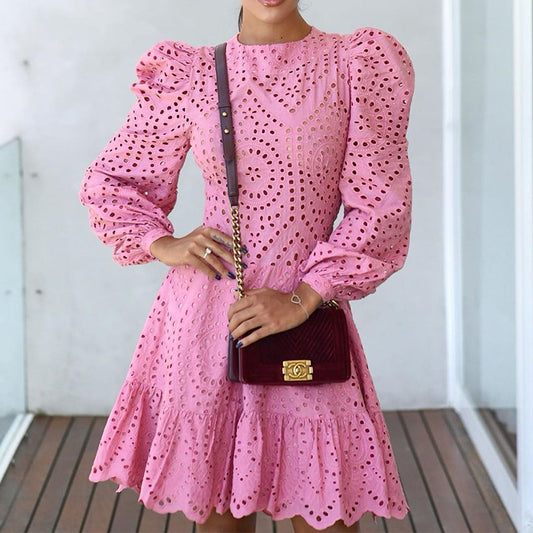 Robe en dentelle à découpes ajourées et coupe ajustée pour femme