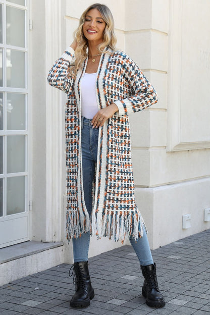 Cardigan multicolore ouvert sur le devant avec ourlet à franges