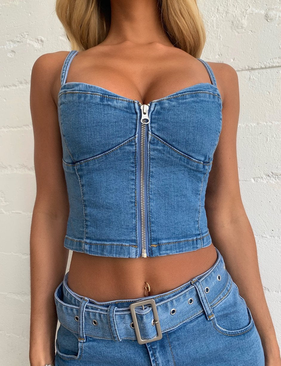 Jupe en jean camisole courte en denim enveloppée de fermeture éclair sexy