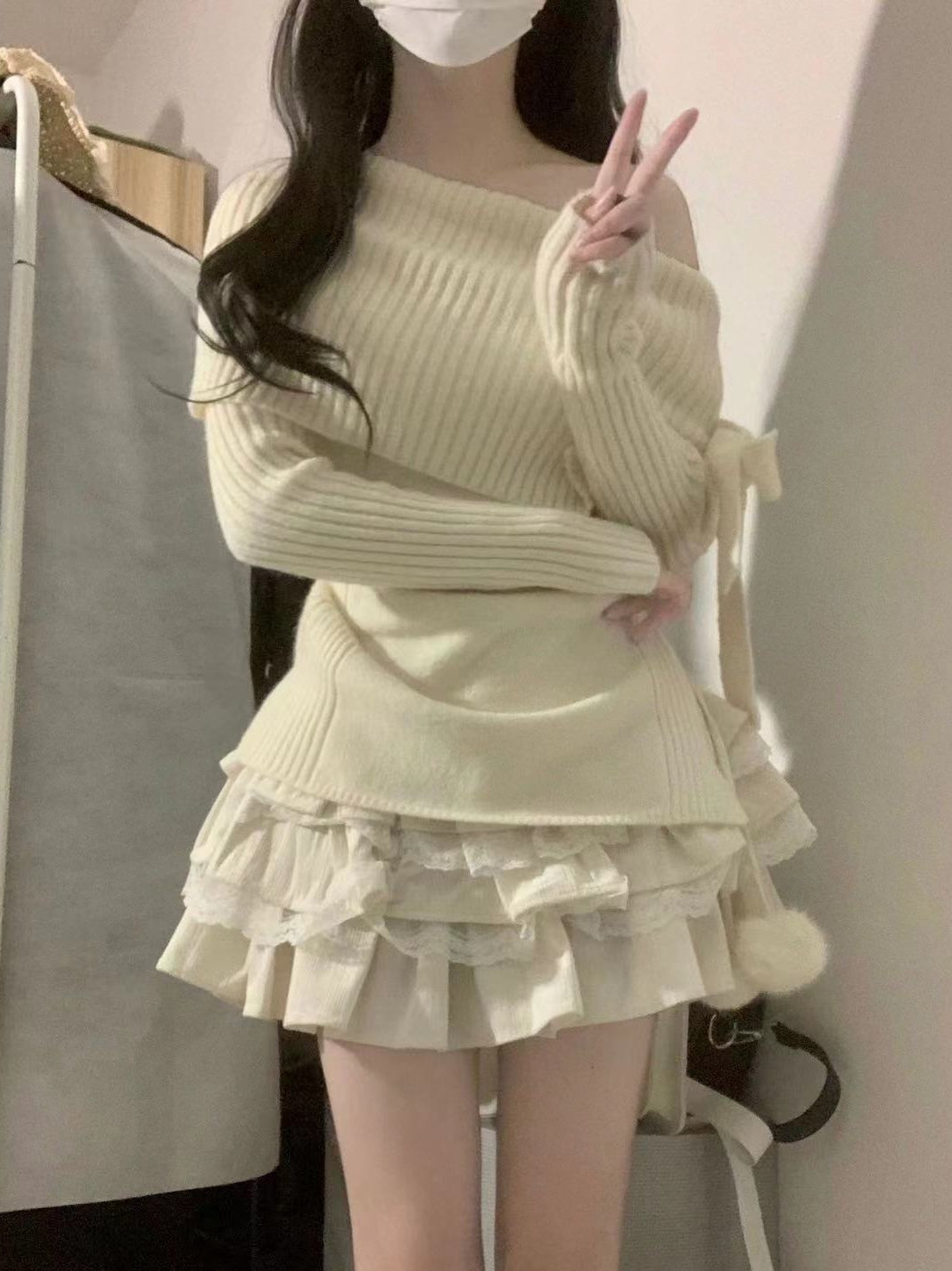 One-shoulder Long Sleeve Knitwear Woman