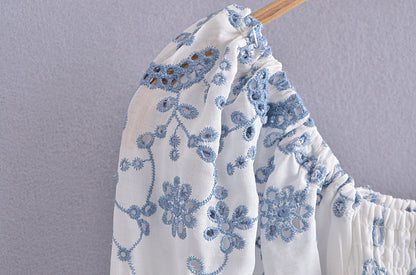 Robe brodée en porcelaine bleue et blanche pour femmes, tenue ajourée, dos nu, ligne a élastique, printemps été