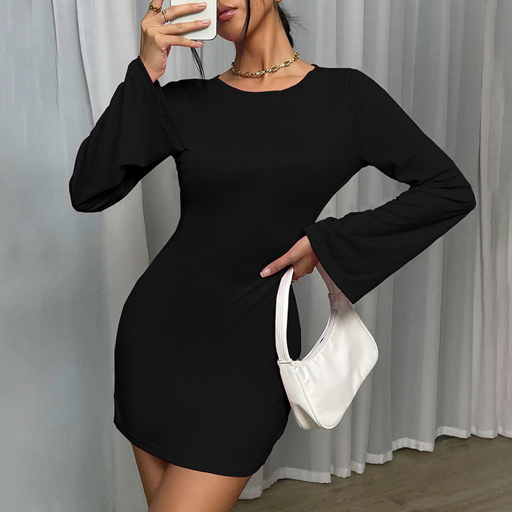 Ropa de mujer Vestido sexy sin espalda con cuello redondo y manga acampanada Vestido de manga larga