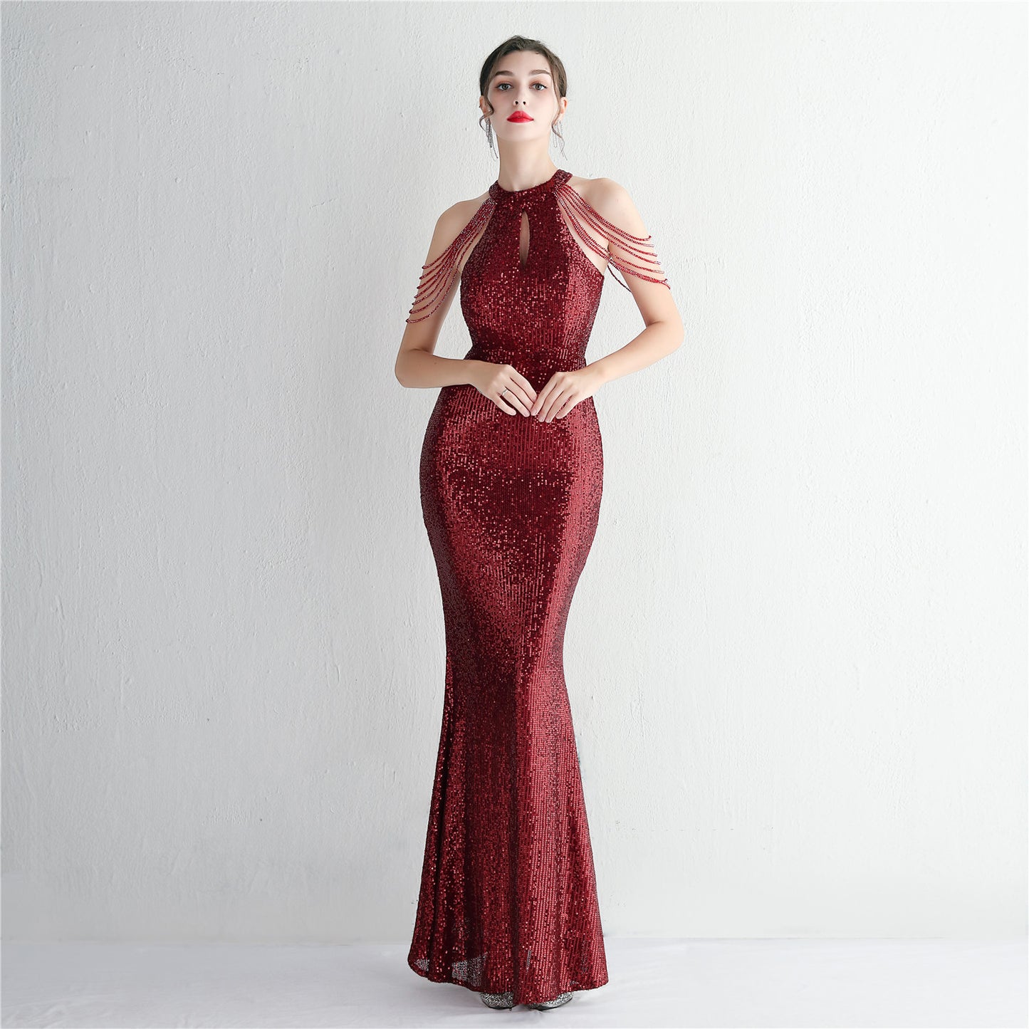 Sequined Craft Beading Cocktail Evening Dress Elegant Long Halter Slim Fit Fishtail