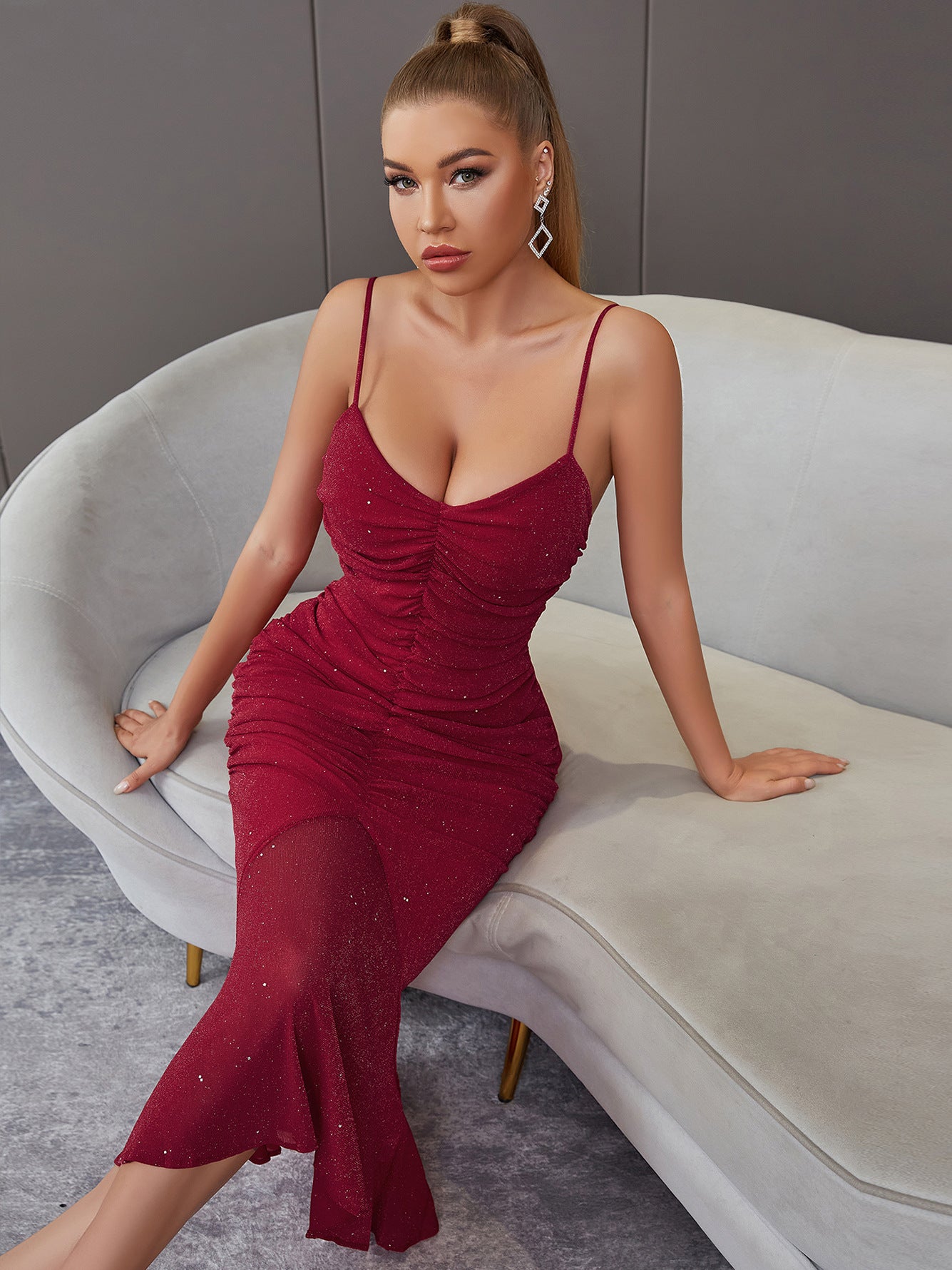 Summer Mermaid Dress Sexy Thin Straps Wine Red Socialite Nightclub Pendant V-neck Dress