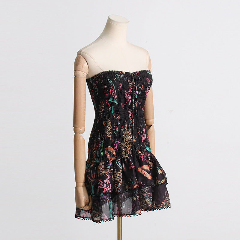 Vestido corto ajustado con diseño de cuello halter y estampado de otoño para mujer