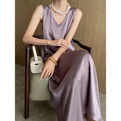 French High Class Elegant Tibetan Meat V Neck Draping Satin Rayon Slimming Sleeveless Dress