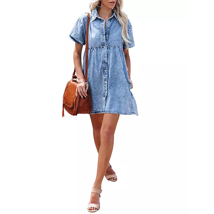 Robe courte ample en Denim lavé à col doux et feuille de Lotus