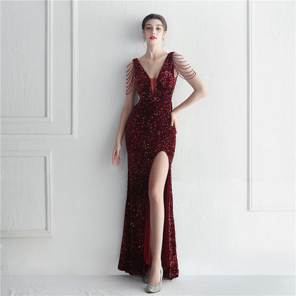 Robe de soirée longue sans manches à col en V et paillettes faites à la main en velours pour une occasion formelle