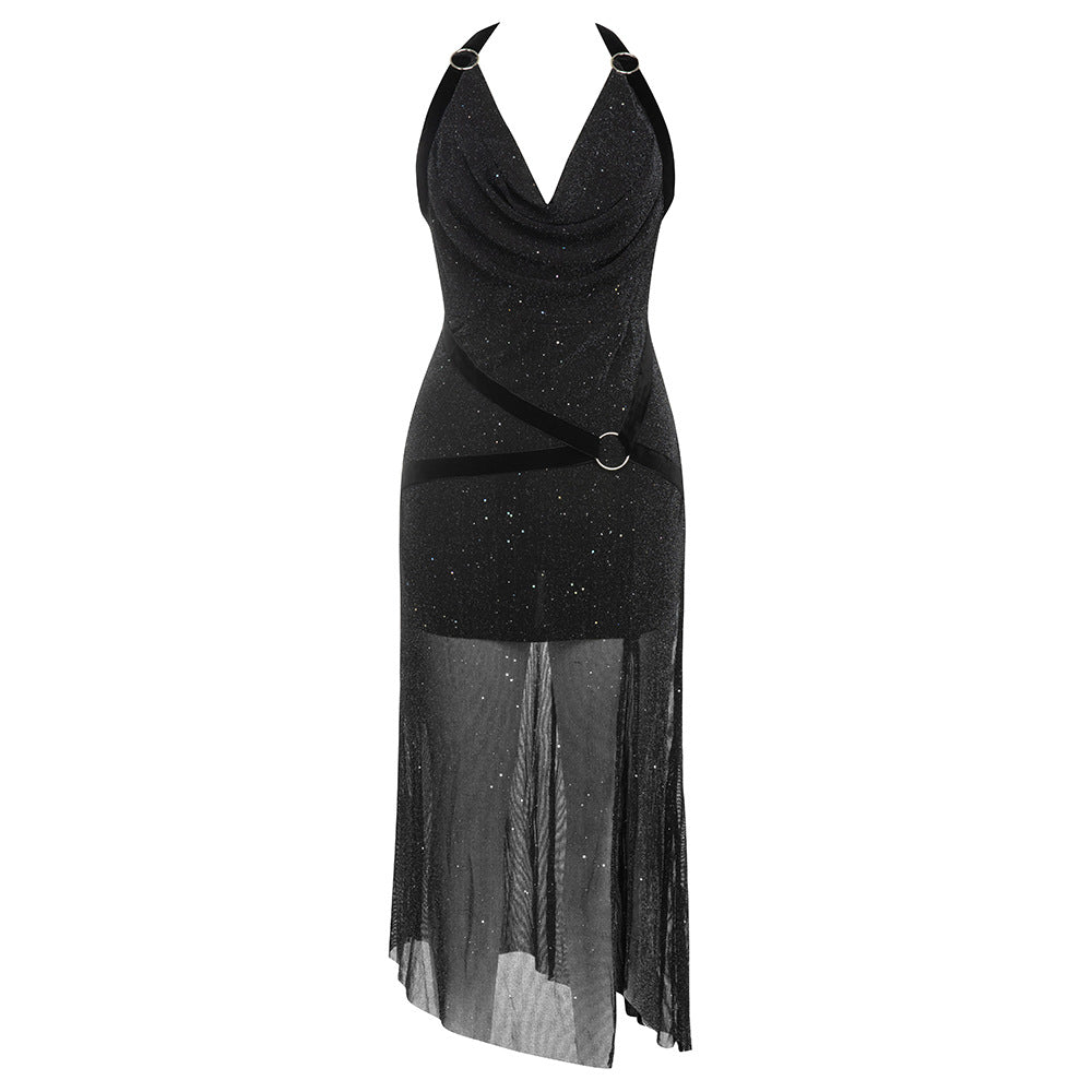 Vestido sencillo sexy de seda brillante con cuello halter y sin mangas ajustado con abertura para mujer