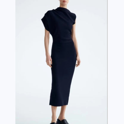 Early Autumn Asymmetric Fold Niche Tight Waist Show Thin Black Knitted Maxi Dress Women