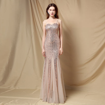 Robe de mariée longue à bretelles pour femme, coupe ajustée, en queue de poisson