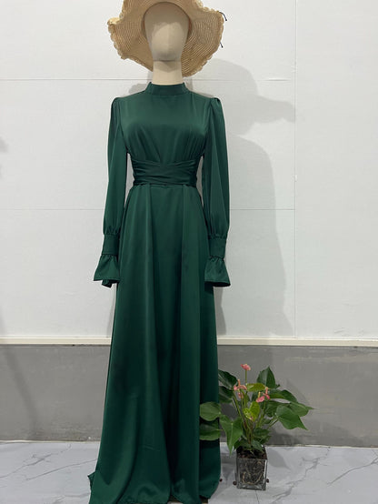 Robe verte d'automne à manches longues et à manches bouffantes