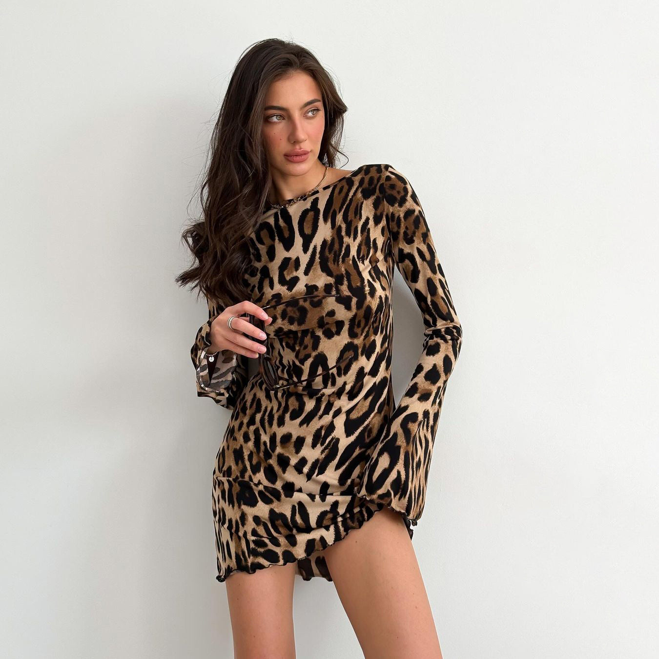 Ropa de mujer primavera cintura alta cuello redondo Vestido de manga larga personalidad calle vestido con estampado de leopardo