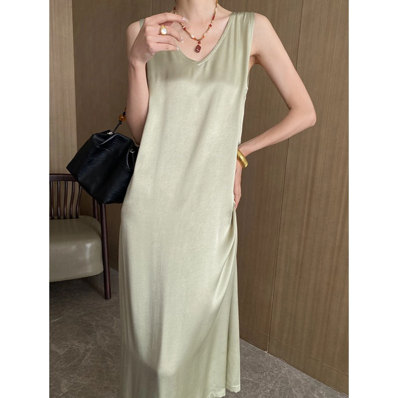 French High Class Elegant Tibetan Meat V Neck Draping Satin Rayon Slimming Sleeveless Dress