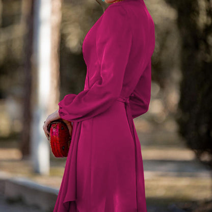 Ropa de mujer de otoño elegante vestido con volantes y cuello en V de manga larga