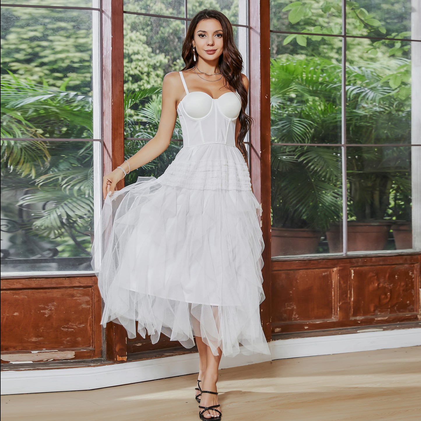 Vestido de fiesta sexy con escote en forma de tubo francés para el primer amor, corsé con varillas y tirantes de hilo blanco