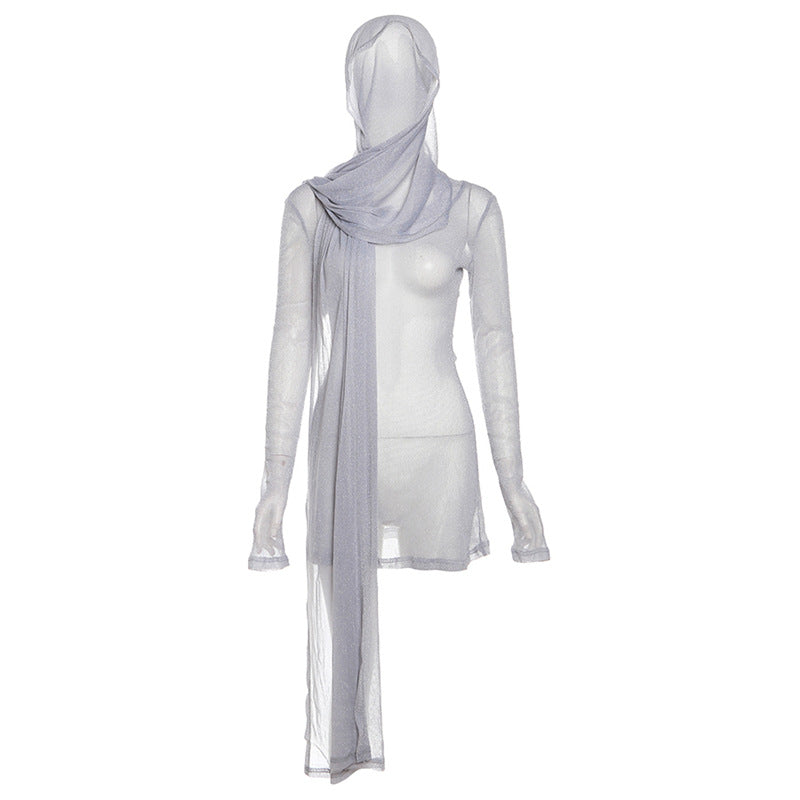 Robe slim taille haute avec écharpe à capuche pour femme