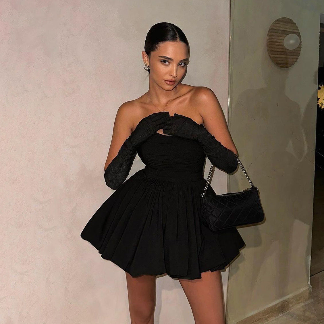 Robe Tube Top Courte Hepburn Plissée Robe Noire Robe trapèze