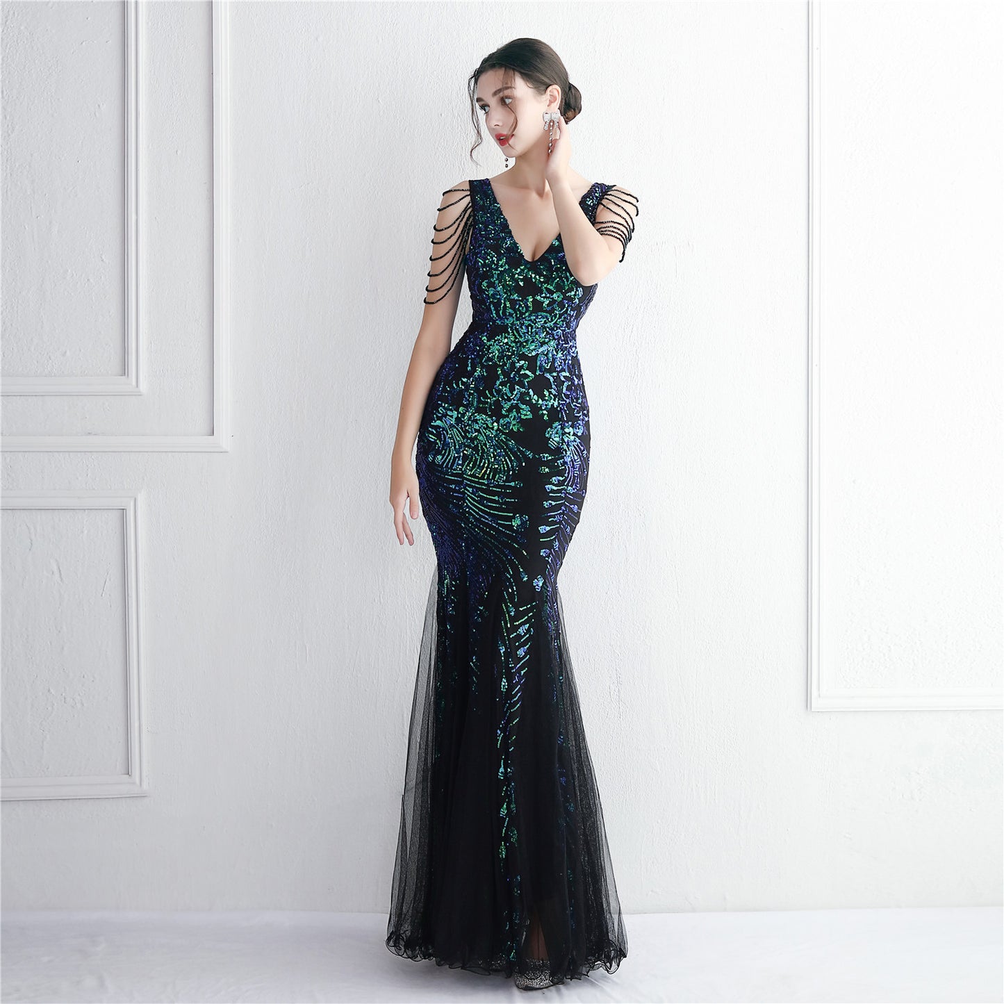 Robe longue sexy en queue de poisson à paillettes et perles pour réunion annuelle