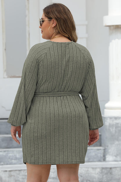 Robe Pull Côtelée Nouée sur le Devant à Manches Longues de Grande Taille