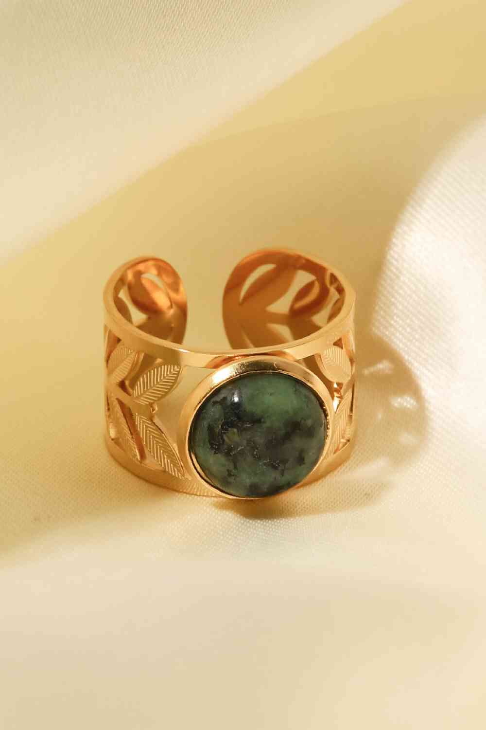 Bague Feuille de Malachite Plaquée Or 18 Carats