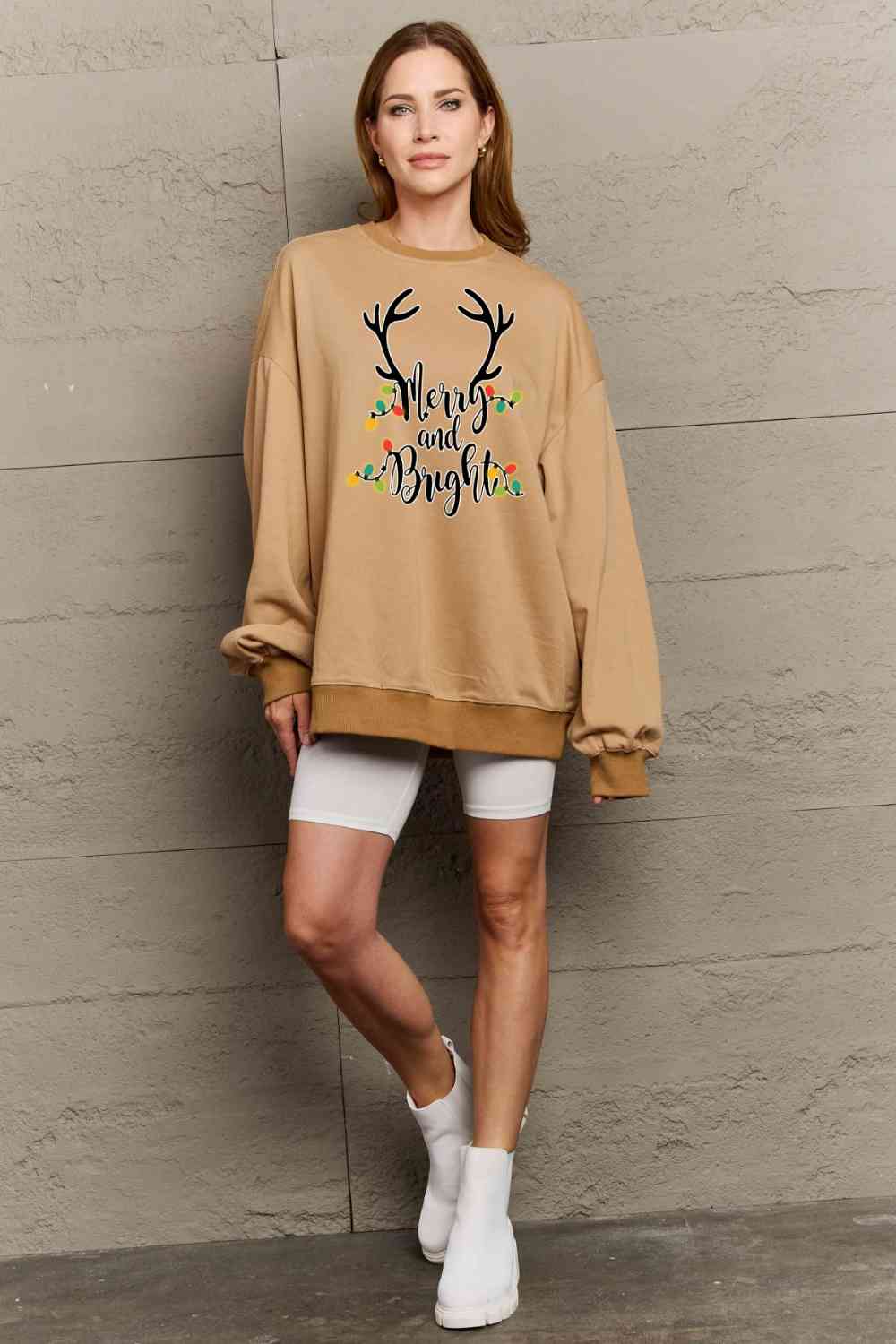 Sweat-shirt graphique Simply Love pleine taille MERRY AND BRIGHT