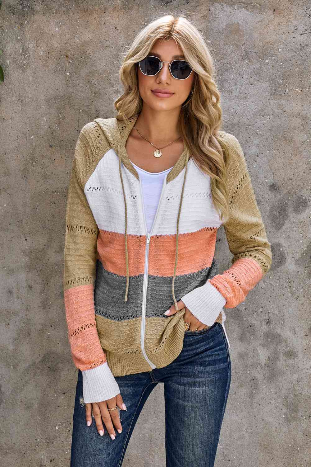 Cardigan zippé à capuche ajouré et manches raglan