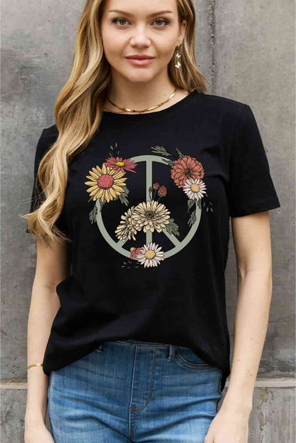 T-shirt en coton à motif floral pleine grandeur Simply Love