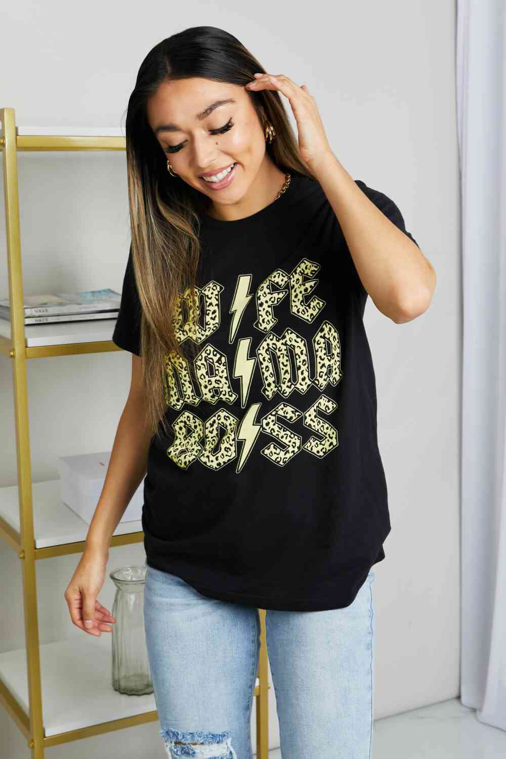 Camiseta negra con estampado de relámpagos de leopardo de tamaño completo de mineB