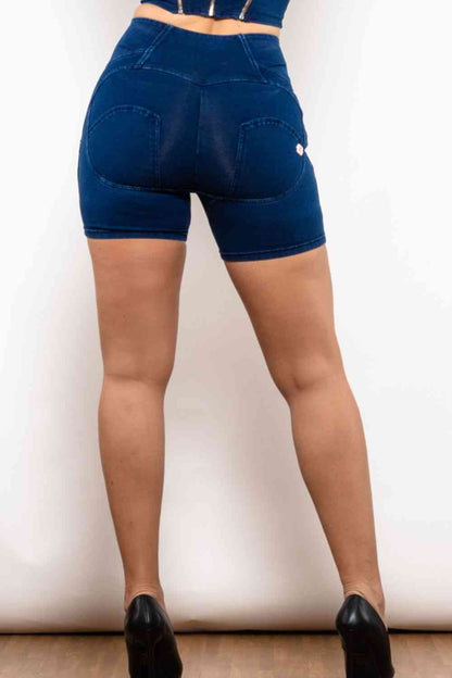 Short en jean à fermeture éclair et rayures latérales pleine taille