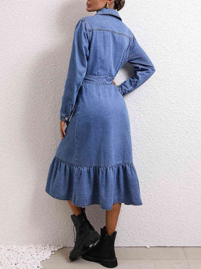 Vestido vaquero con botones y cuello con cuello