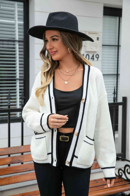 Cardigan à col en V en tricot gaufré avec poche