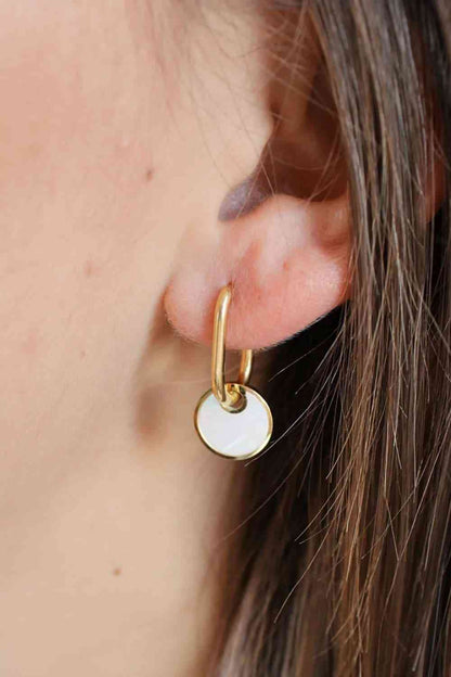 Boucles d'oreilles pendantes en nacre blanche cuivrée