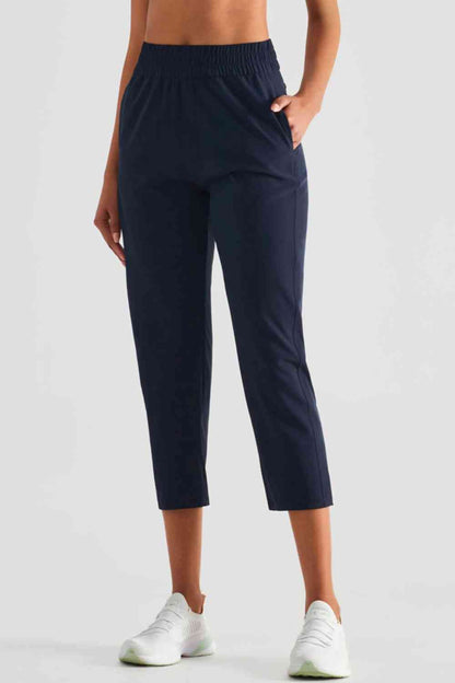 Pantalon de sport court à taille élastique