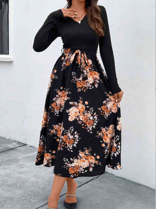 Vestido floral de manga larga con cuello en V