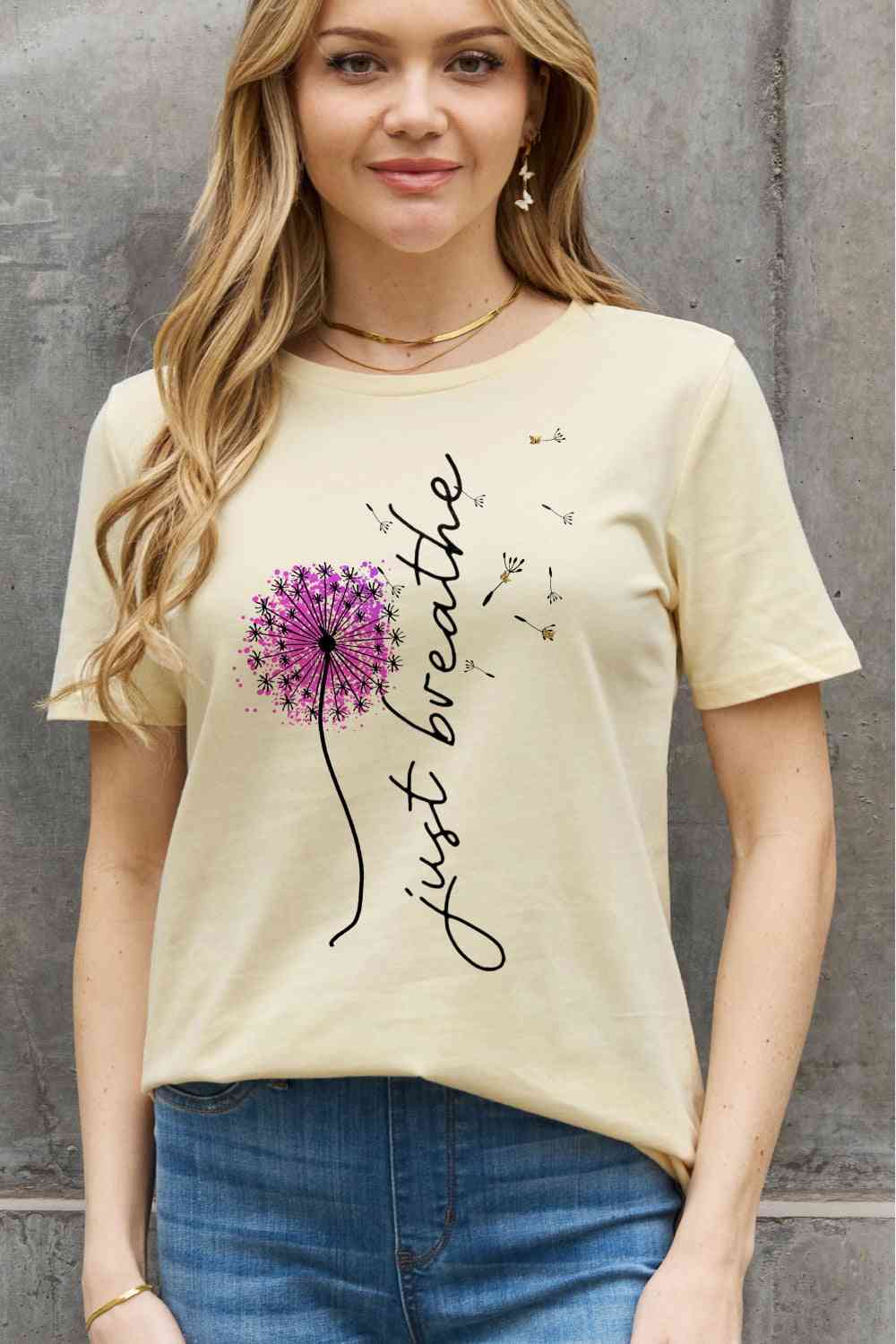 Camiseta de algodón con estampado JUST BREATHE de tamaño completo de Simply Love