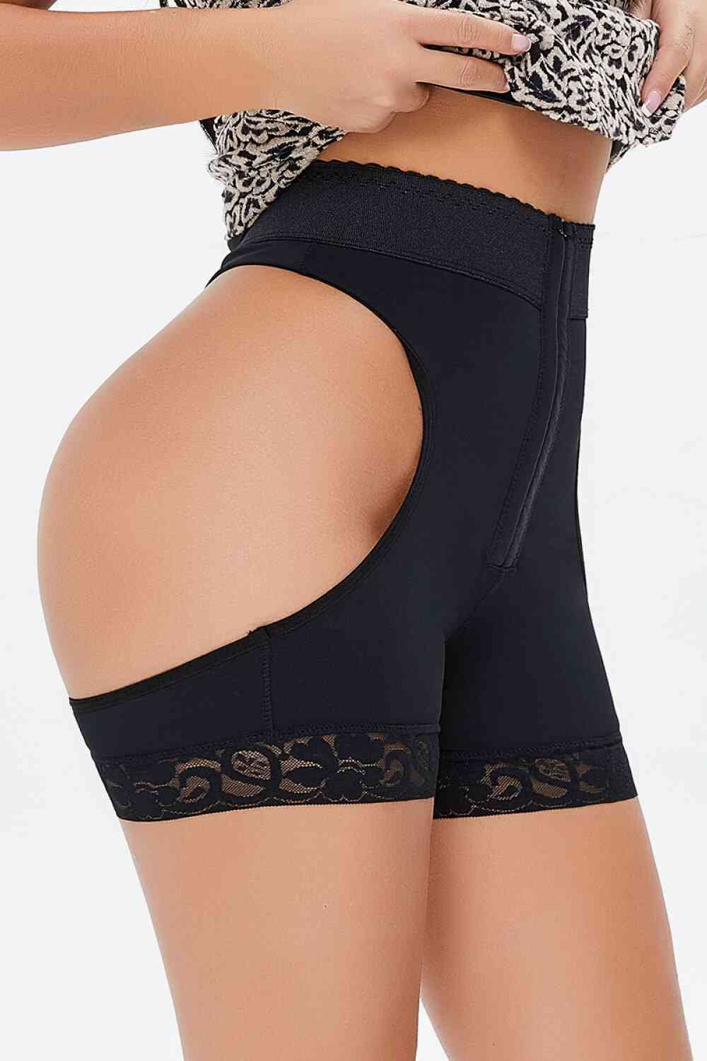 Pantalones cortos moldeadores con corchetes y aberturas de tamaño completo