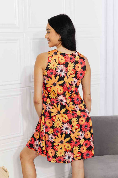 Robe sans manches florale pleine taille Yelete avec poches